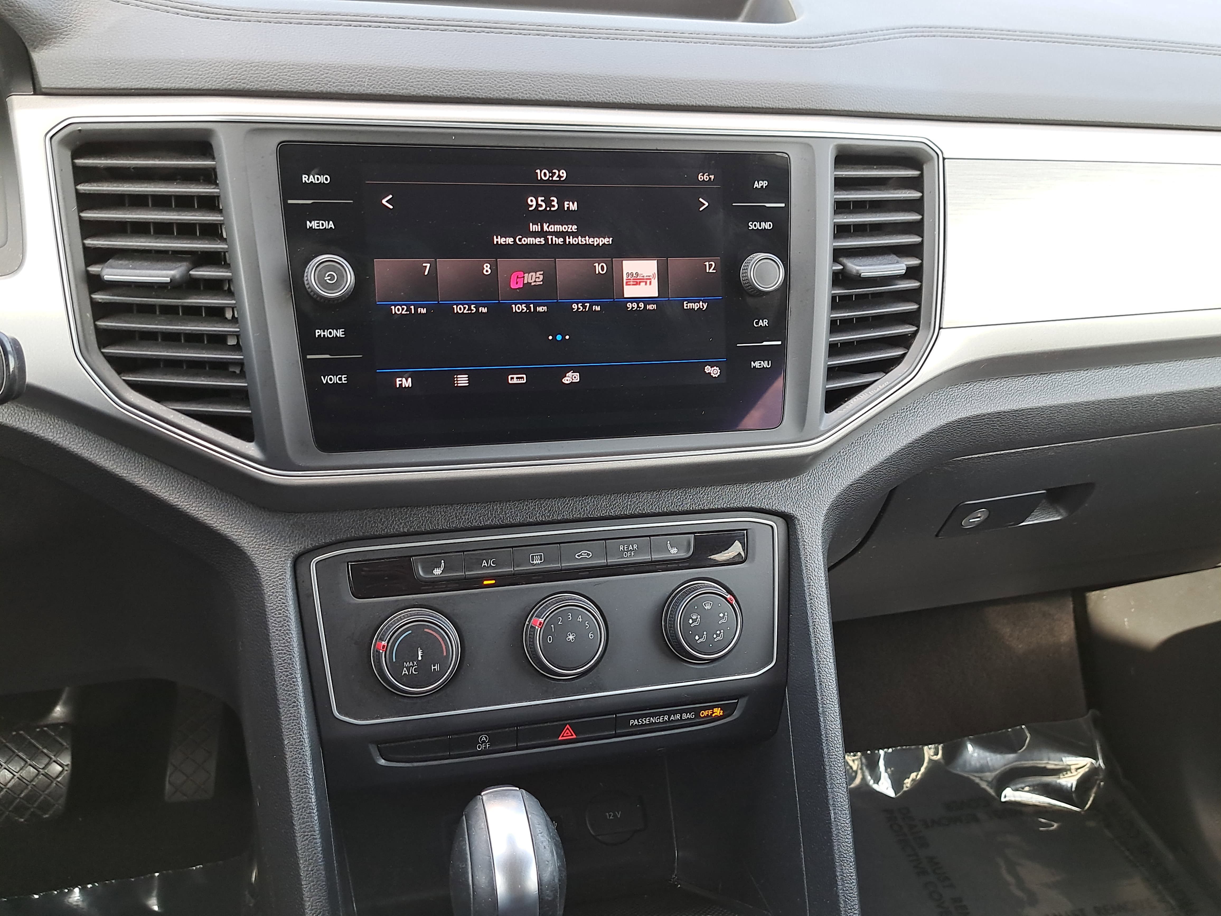 Used 2018 Volkswagen Atlas SE image 20