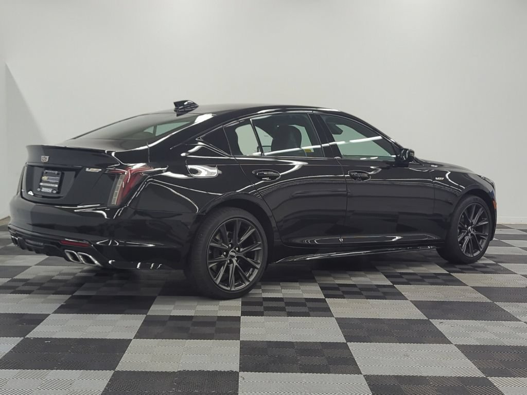 Used 2025 Cadillac CT5 V AWD/4WD image 7