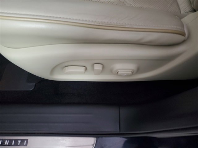 Used 2015 INFINITI QX60 FWD w/ Deluxe Touring Package image 23