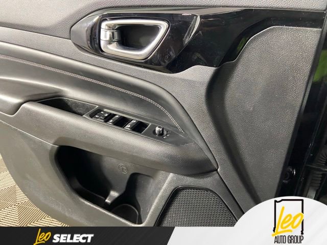 Used 2022 Jeep Compass High Altitude AWD/4WD image 18
