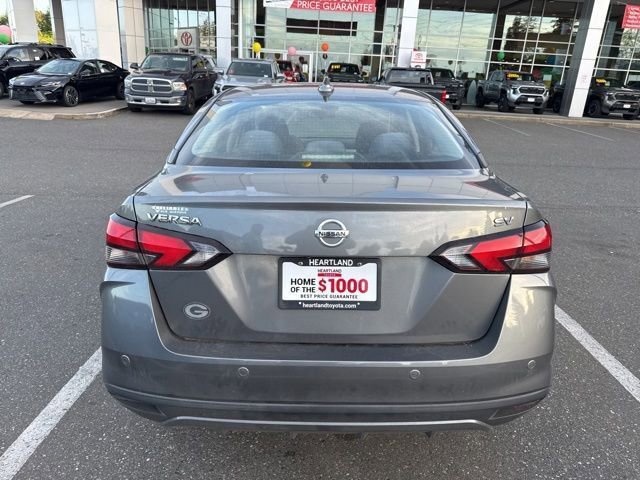 Used 2020 Nissan Versa SV FWD image 7
