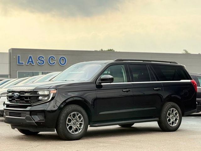 Certified 2025 Ford Expedition Max Active AWD/4WD image 1