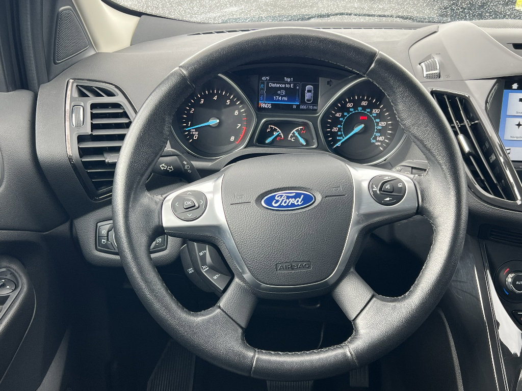 Used 2016 Ford Escape Titanium AWD/4WD image 22