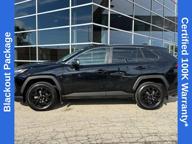 Used 2025 Toyota RAV4 LE AWD/4WD image 7
