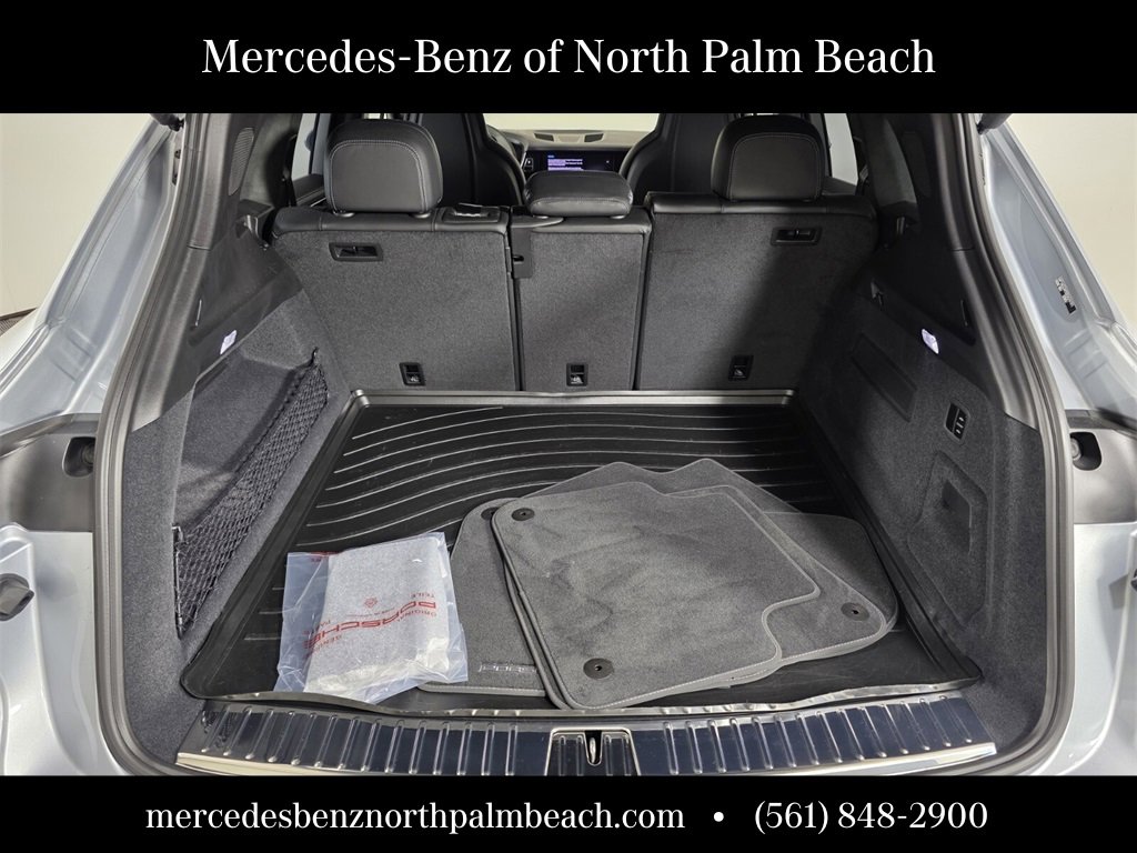 Used 2025 Porsche Cayenne GTS image 16