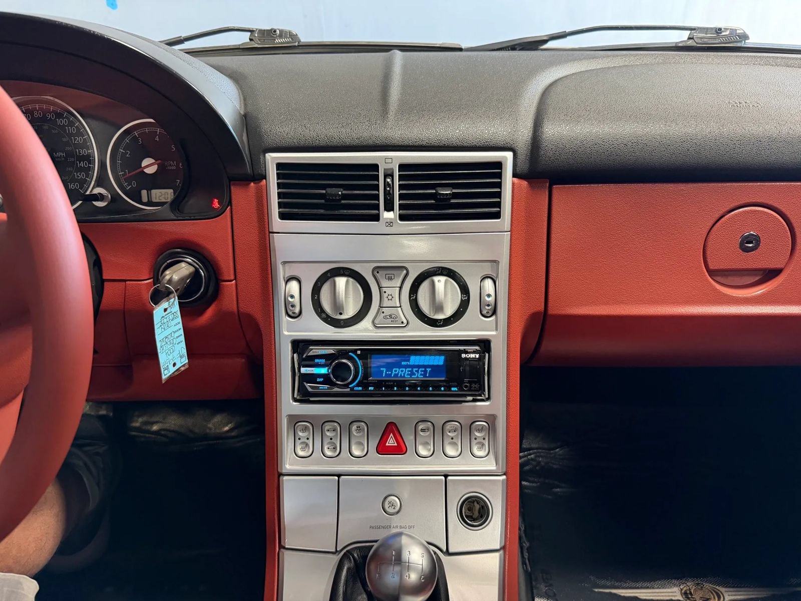 Used 2004 Chrysler Crossfire Coupe RWD image 12