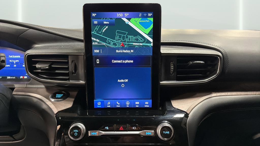 Used 2022 Ford Explorer Platinum w/ Equipment Group 601A image 18