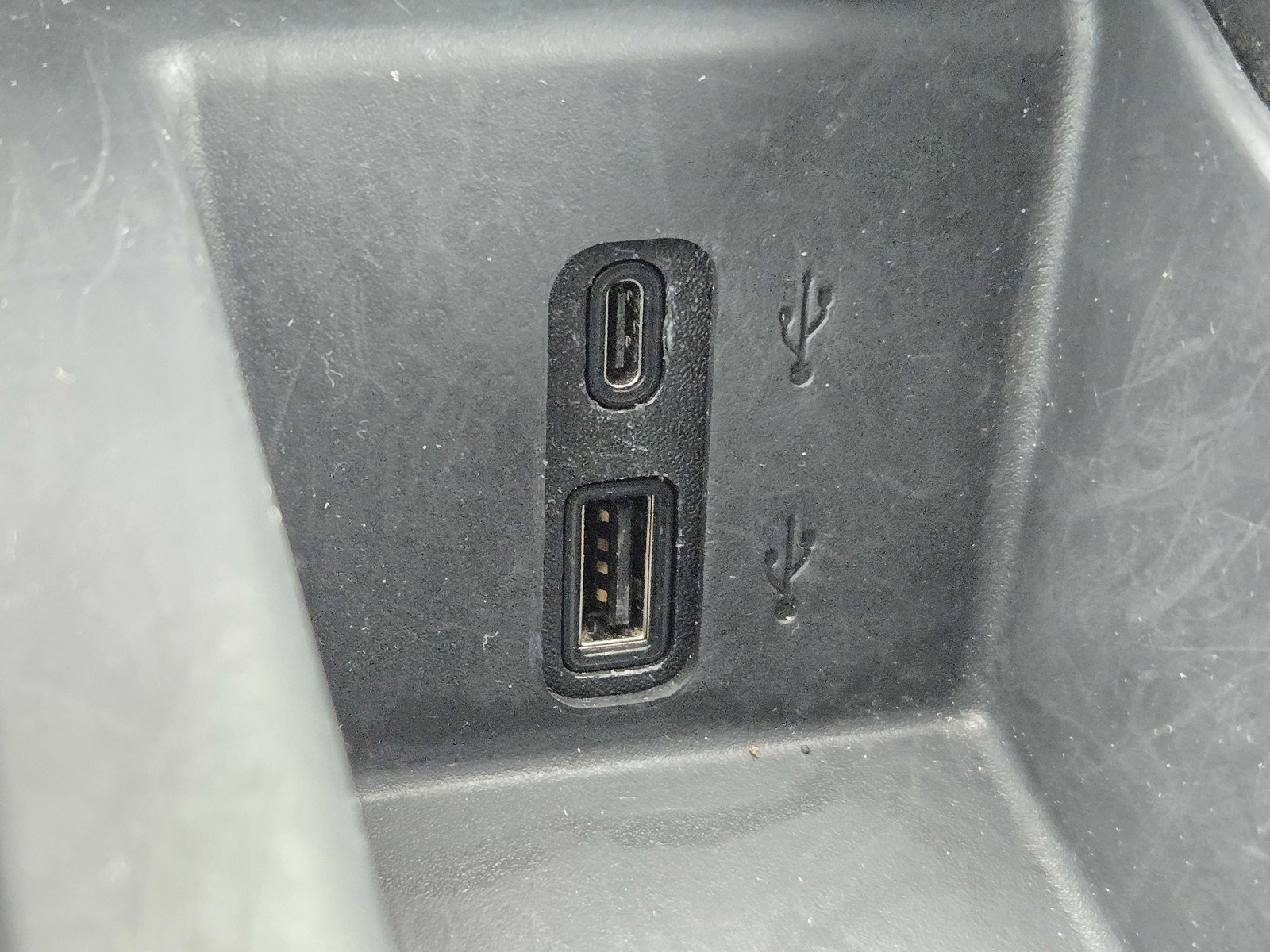 Certified 2025 GMC Acadia Elevation image 23