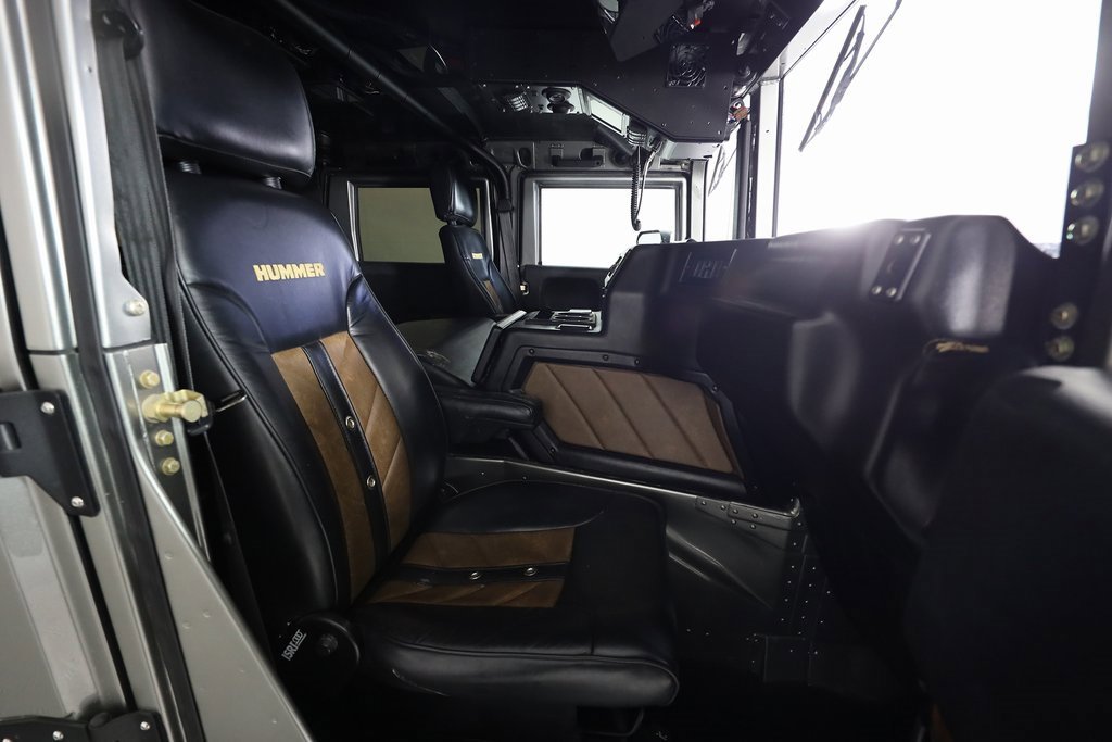 Used 1998 HUMMER H1 4-Door Wagon image 10