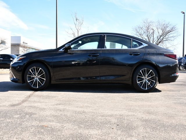 Certified 2025 Lexus ES 350 w/ Premium Package image 4