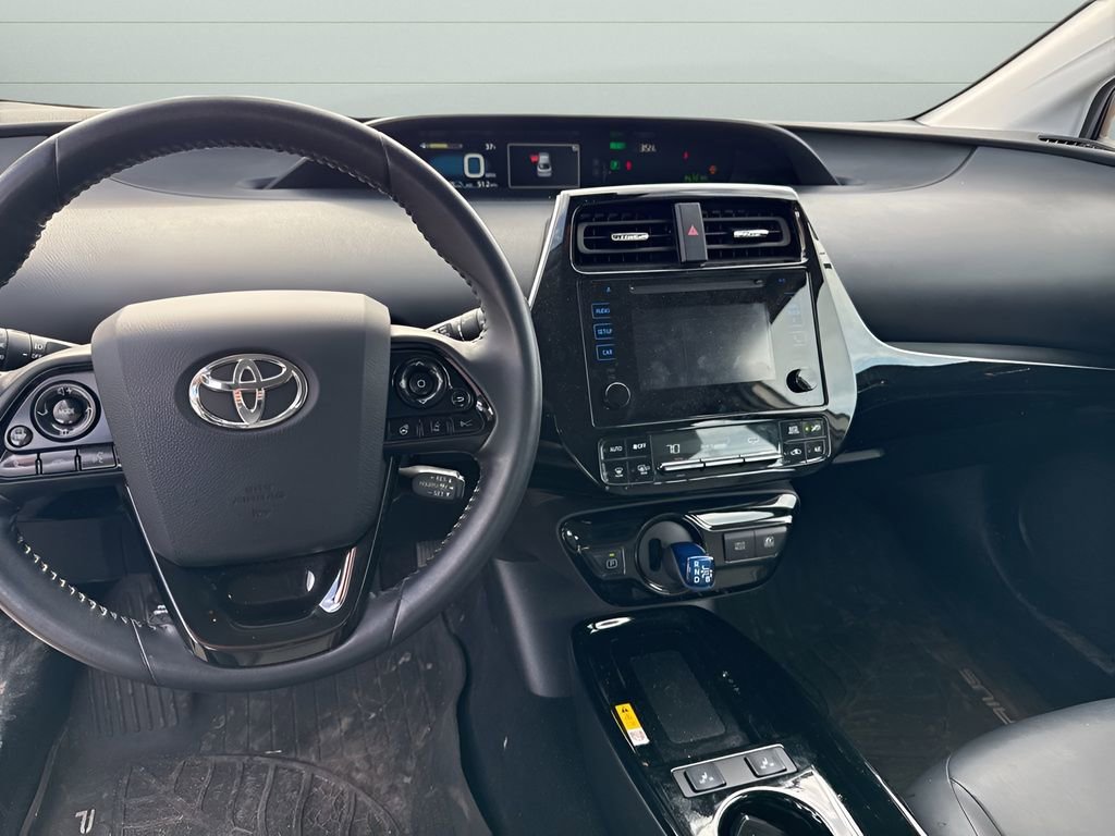 Used 2019 Toyota Prius XLE image 11