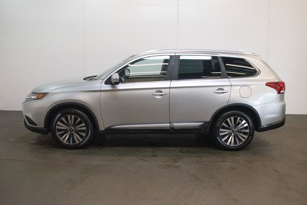 Used 2019 Mitsubishi Outlander AWD image 7
