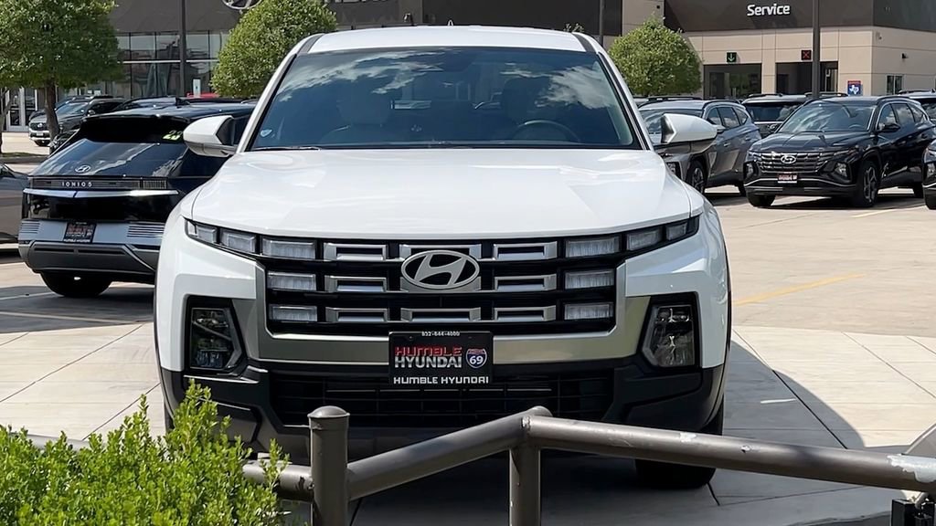 Used 2025 Hyundai Santa Cruz SE image 10