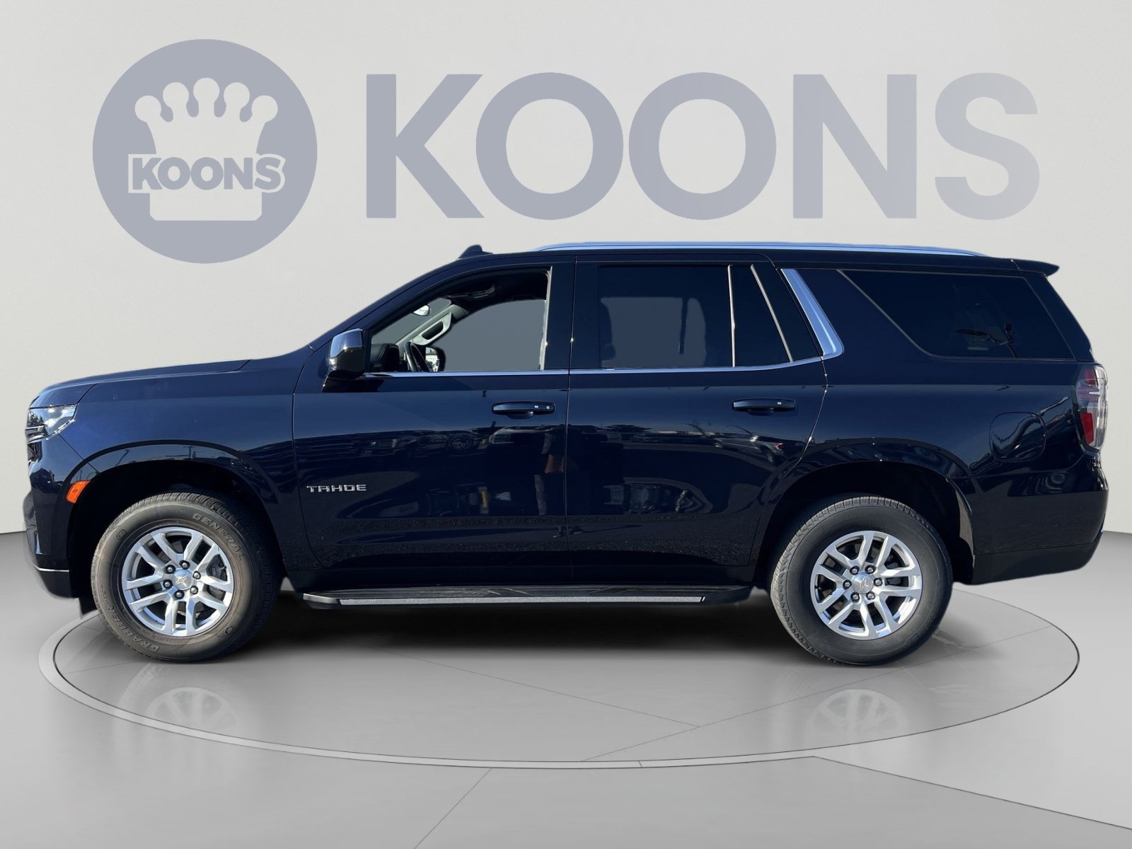 Used 2024 Chevrolet Tahoe LT AWD/4WD image 2