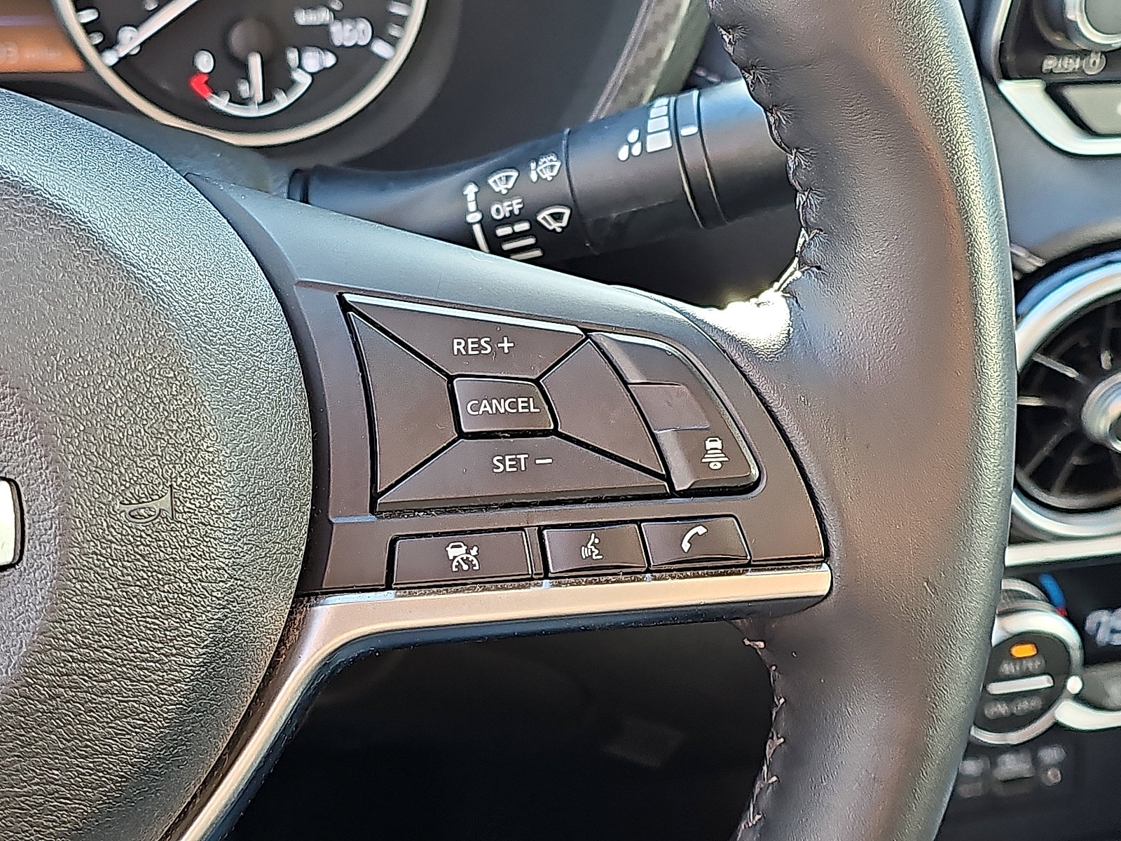 Used 2020 Nissan Sentra SV image 22