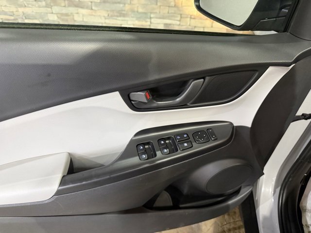 Used 2023 Hyundai Kona SEL w/ Cargo Package image 13