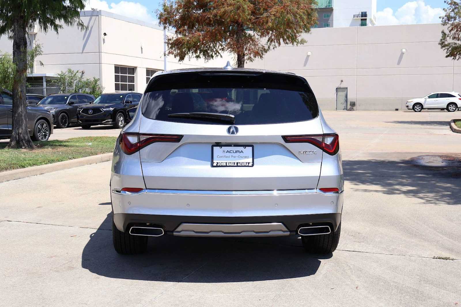 Certified 2026 Acura MDX w/ Technology Package FWD image 5