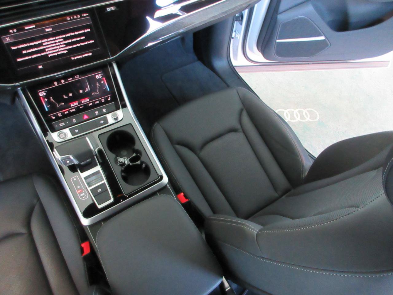 Used 2025 Audi Q7 3.0T Premium Plus w/ Premium Plus Package AWD/4WD image 22