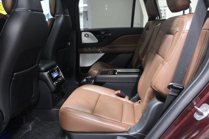 Used 2022 Lincoln Aviator Reserve w/ Equipment Group 201A AWD/4WD image 25