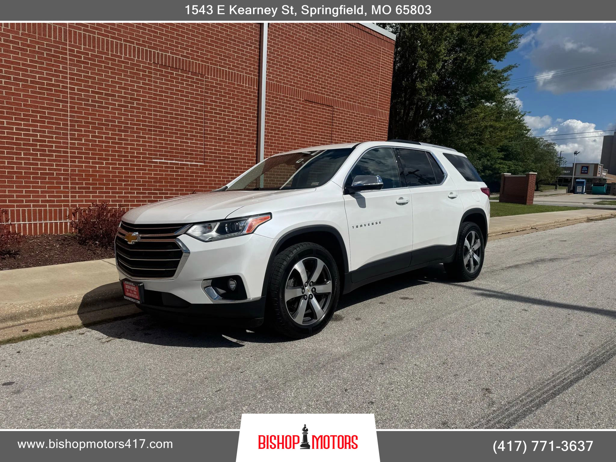Used 2018 Chevrolet Traverse LT
