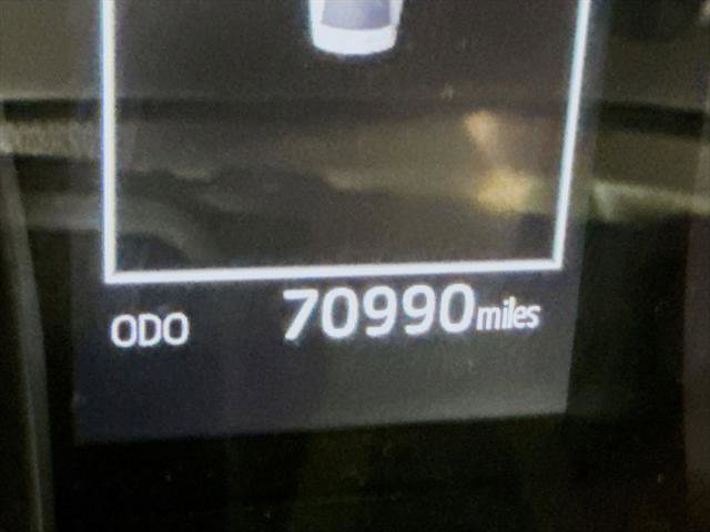 Certified 2022 Toyota Camry SE FWD image 5