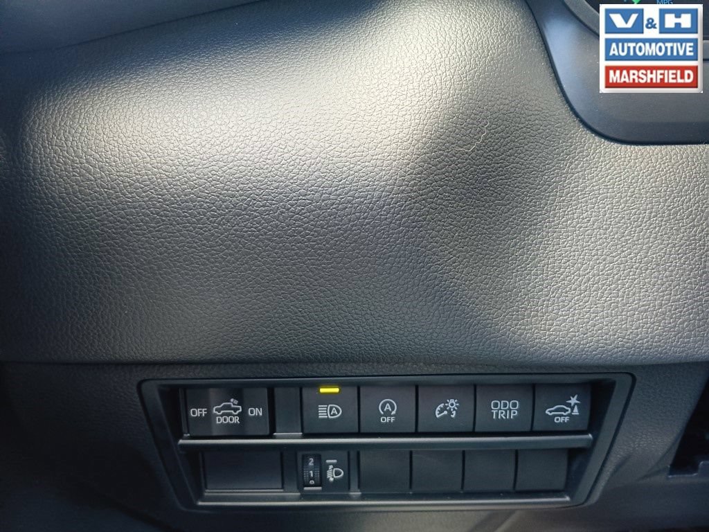 Used 2024 Toyota Tundra Limited w/ TRD Off-Road Package AWD/4WD image 12