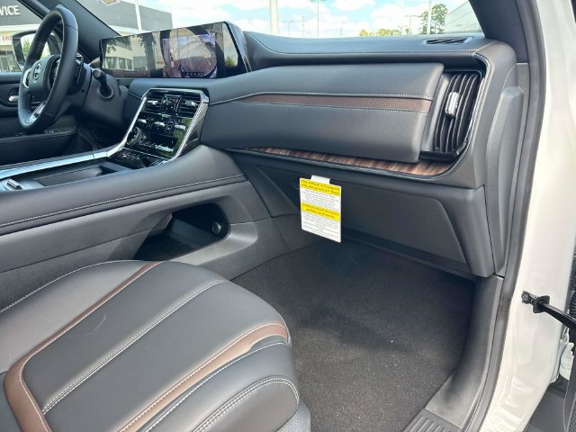 New 2026 Nissan Armada SL RWD image 14