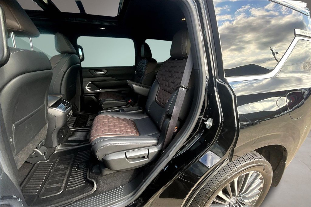 Certified 2025 Nissan Armada Platinum Reserve AWD/4WD image 22