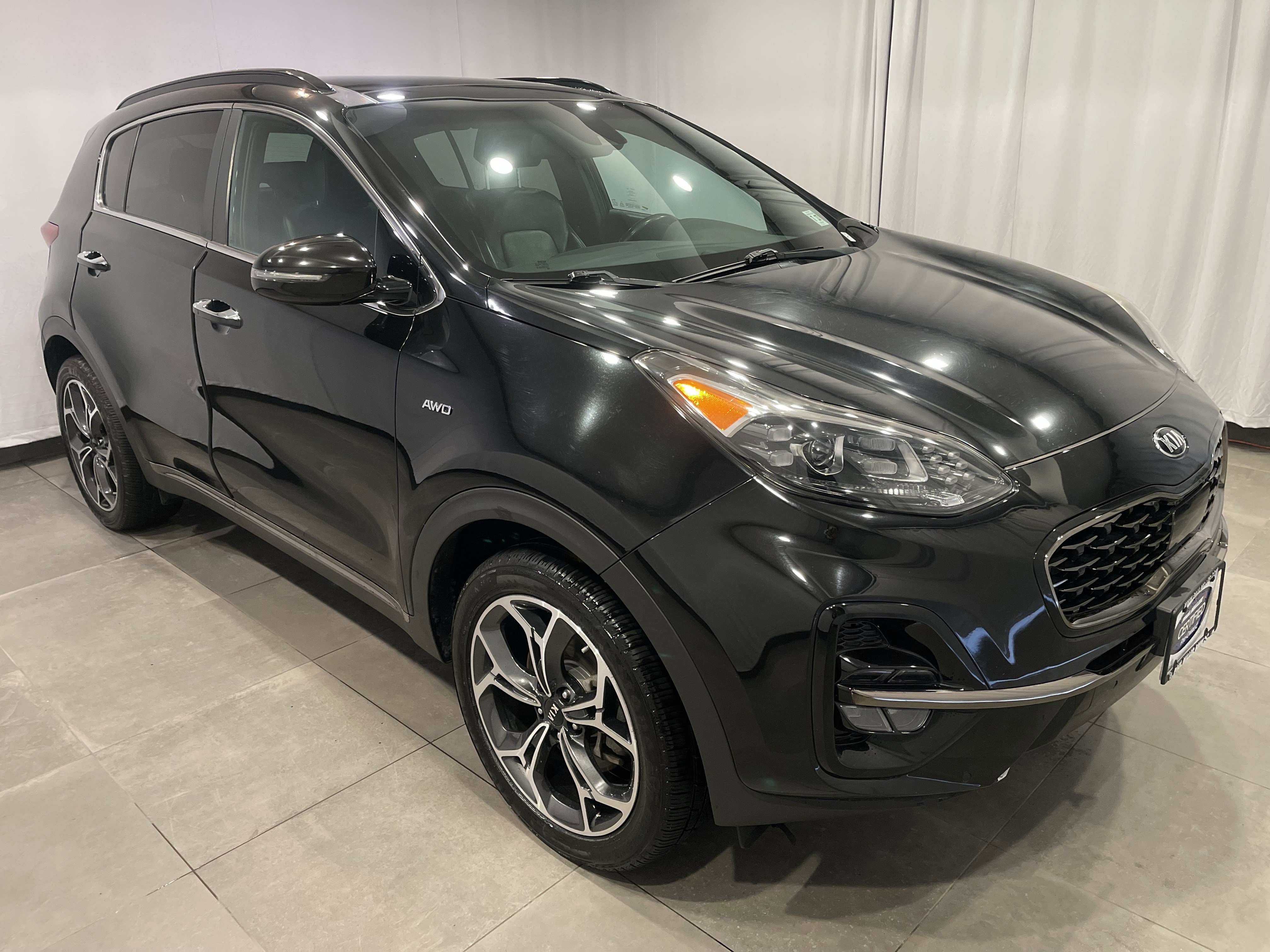 Used 2020 Kia Sportage SX image 3