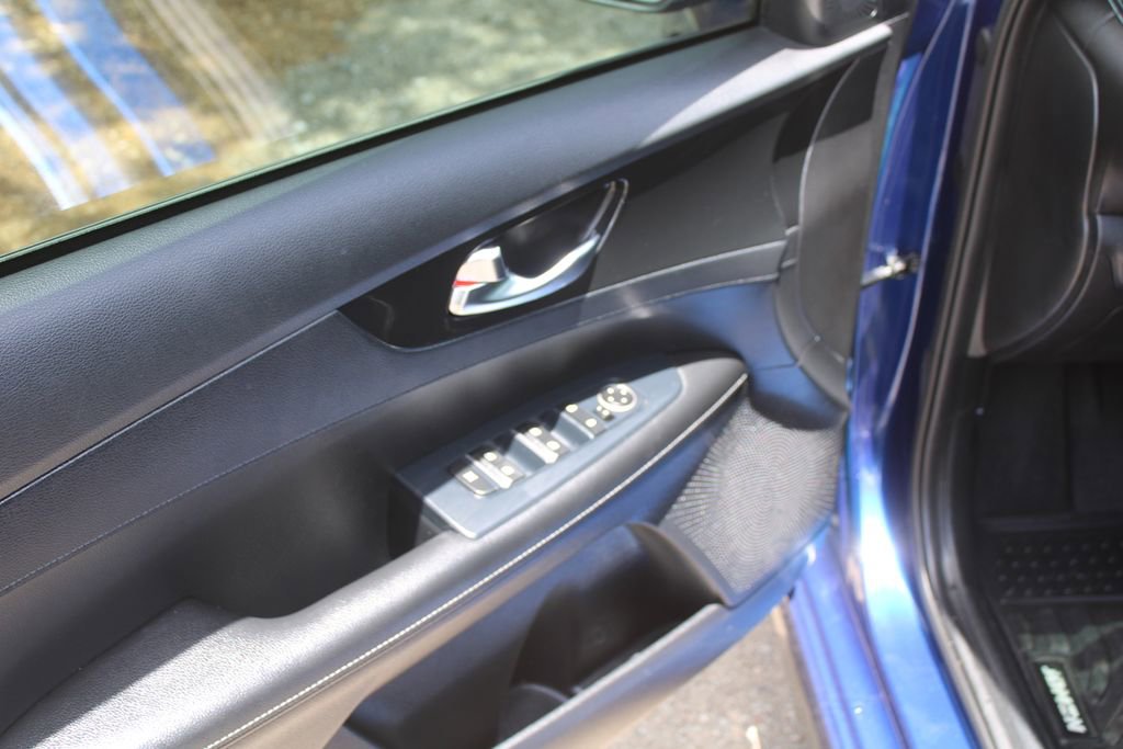 Used 2020 Kia Forte GT-Line FWD image 18