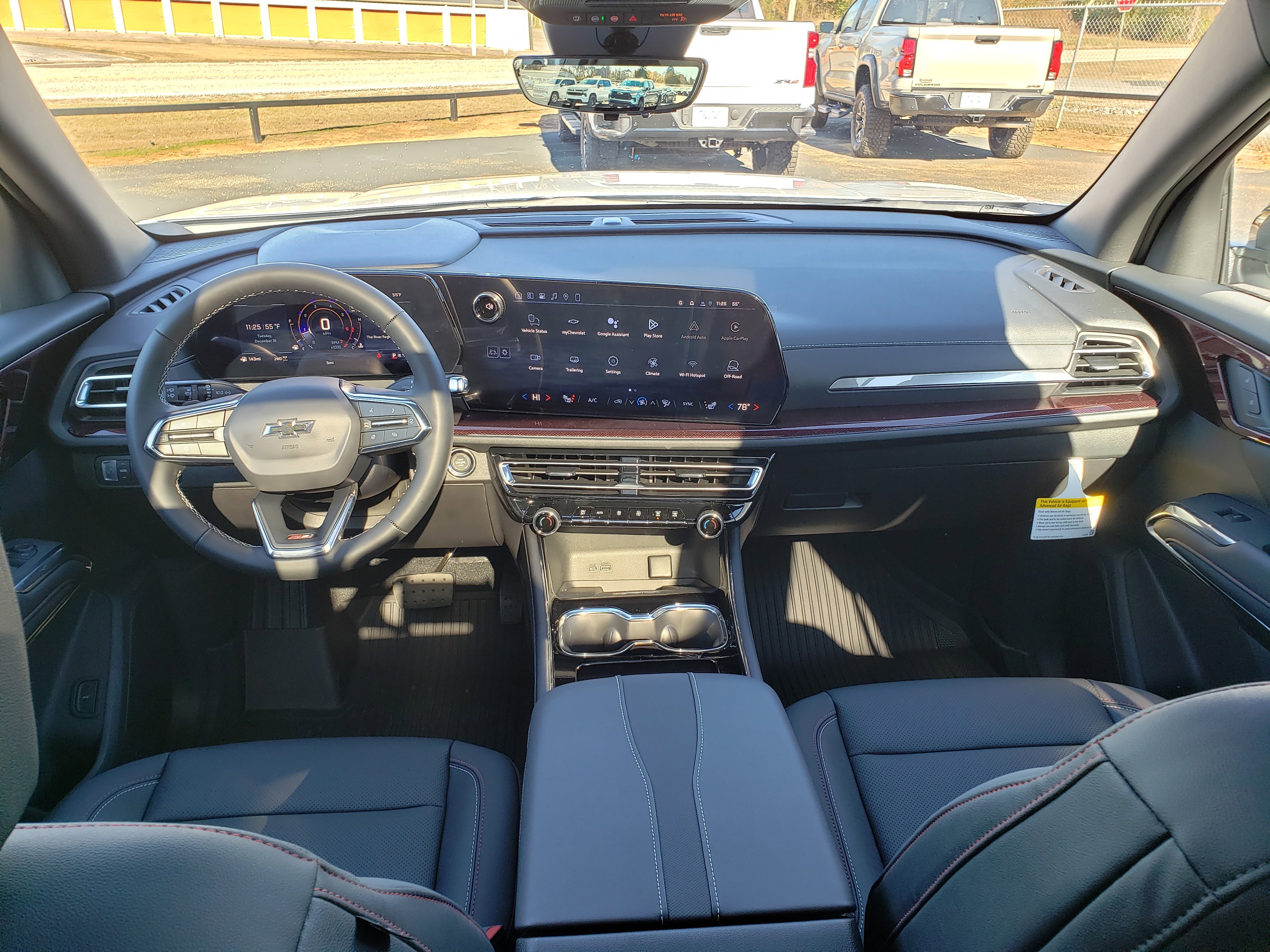 New 2026 Chevrolet Traverse Z71 w/ Driver Confidence Package image 37