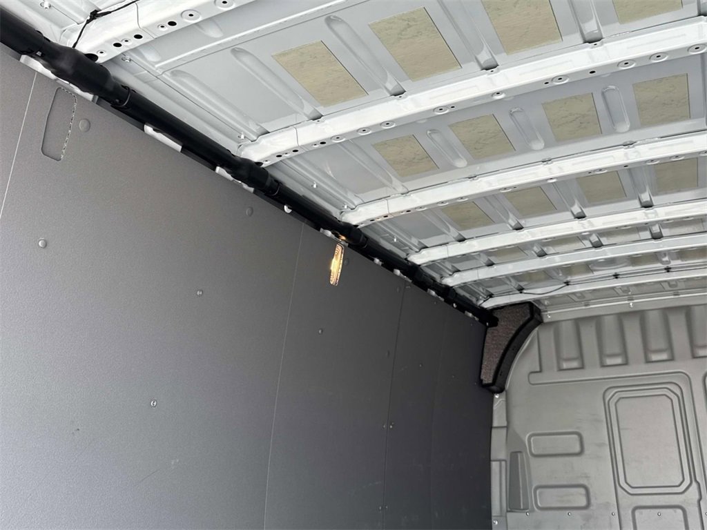 Used 2022 Mercedes-Benz Sprinter 3500 image 7