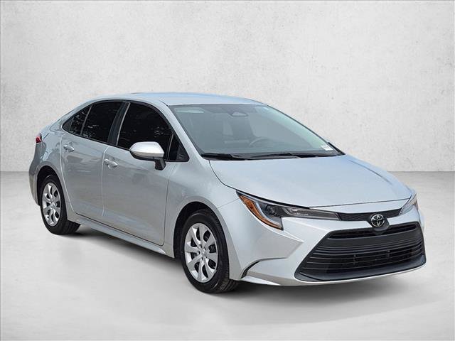 Used 2024 Toyota Corolla LE FWD image 3