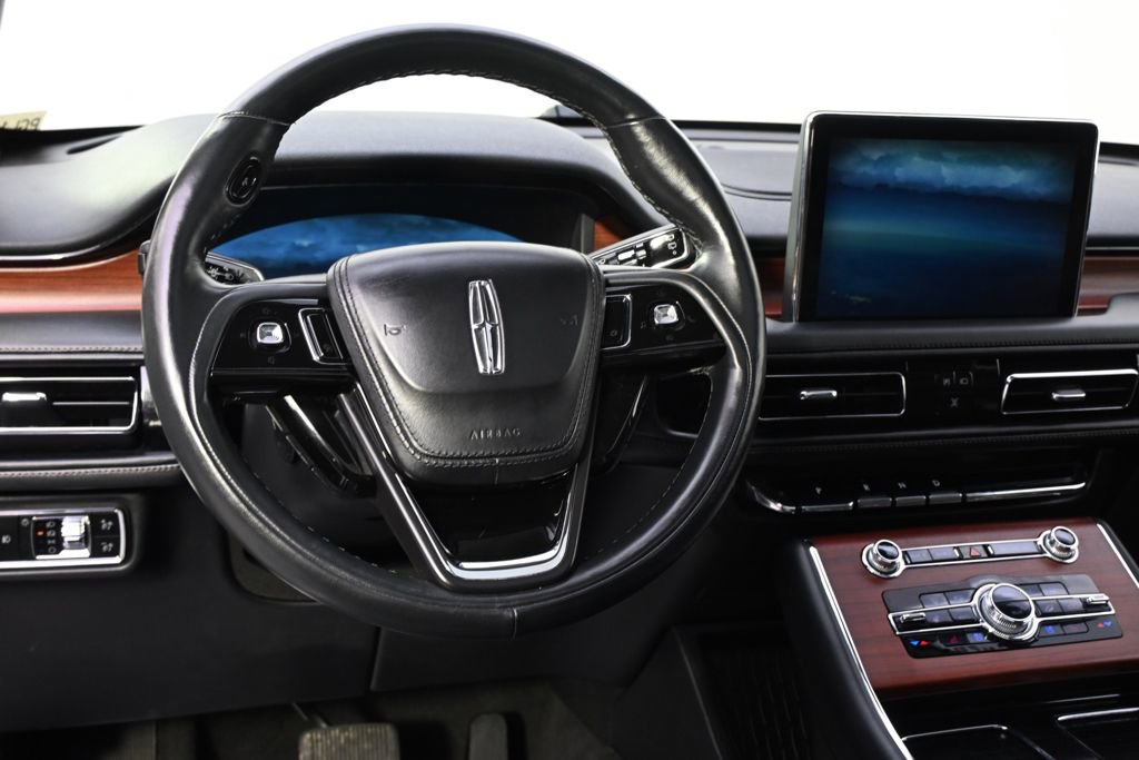 Certified 2023 Lincoln Aviator Reserve w/ Equipment Group 201A AWD/4WD image 12