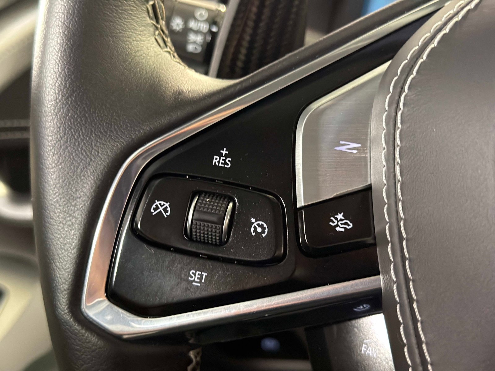 Used 2025 Chevrolet Corvette Z06 RWD image 38