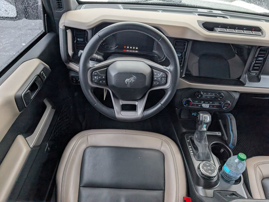 Used 2023 Ford Bronco Wildtrak image 8