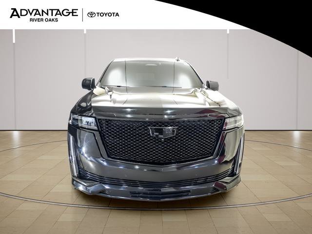 Used 2023 Cadillac Escalade Sport Platinum w/ LPO, ONYX Package image 3