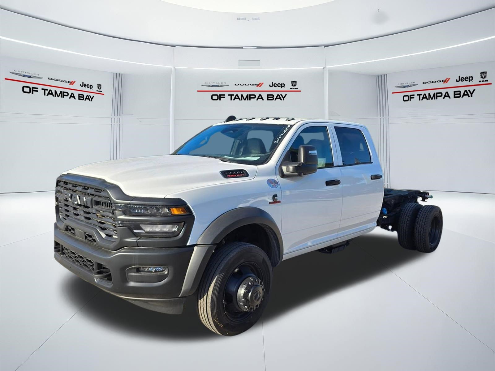 New 2025 RAM 5500 Tradesman AWD/4WD image 2