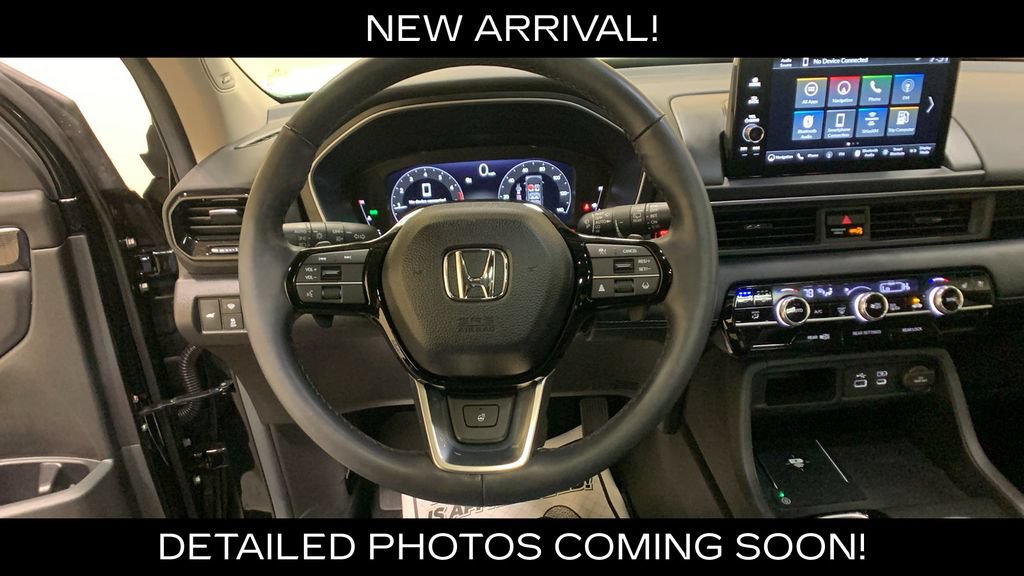 Used 2025 Honda Pilot Elite image 34