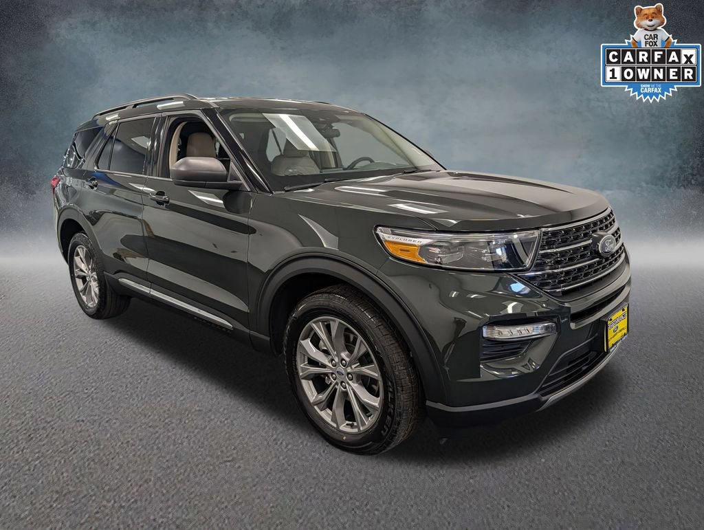 Certified 2022 Ford Explorer XLT w/ Equipment Group 202A AWD/4WD image 3