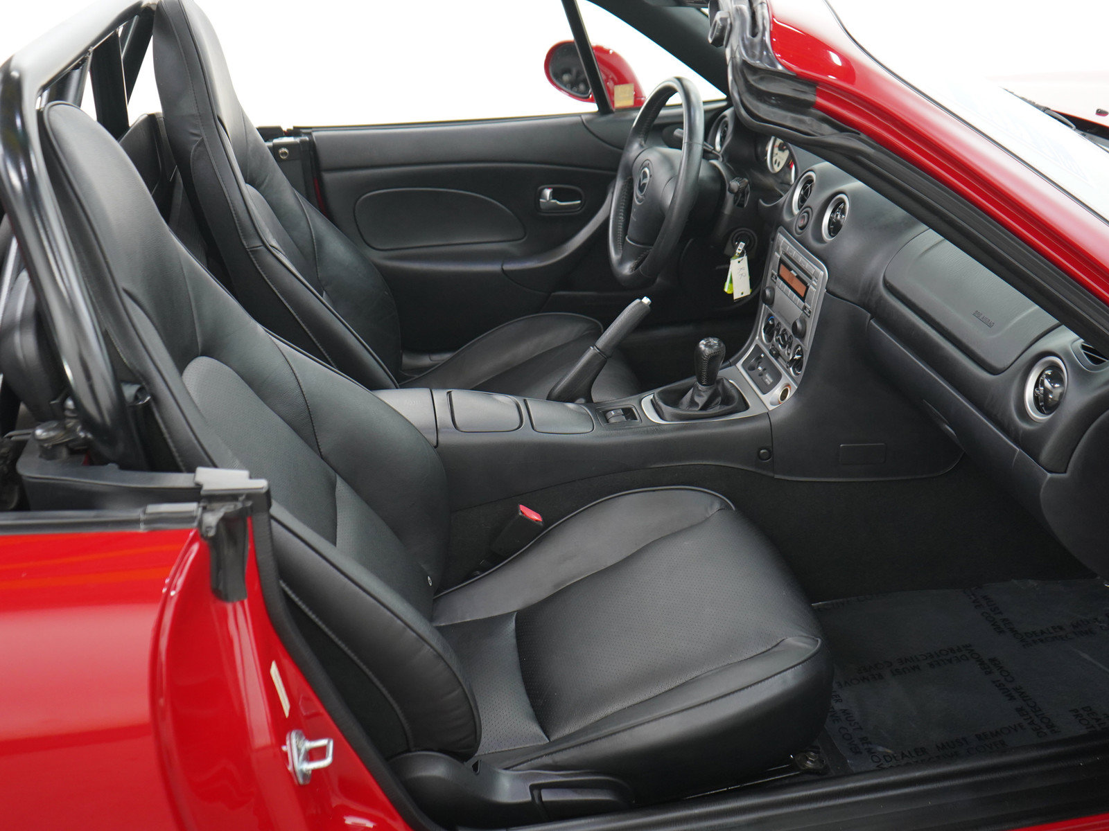 Used 2005 MAZDA MX-5 Miata LS w/ Sports Look Appearance Pkg RWD image 11