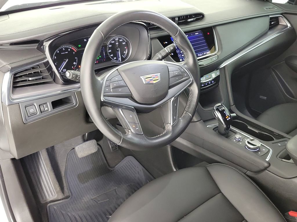 Certified 2023 Cadillac XT5 Luxury FWD image 18