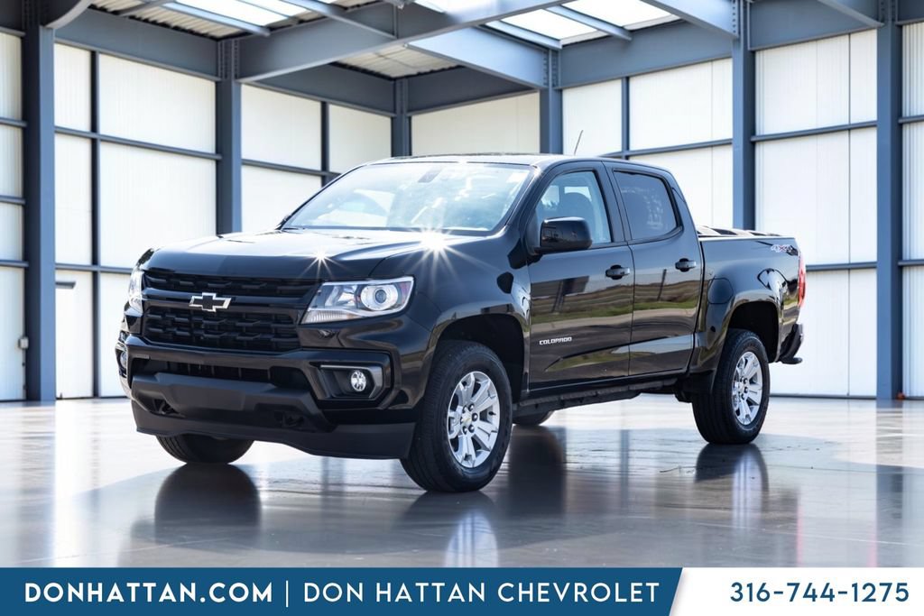Used 2022 Chevrolet Colorado LT w/ Luxury Package AWD/4WD image 21