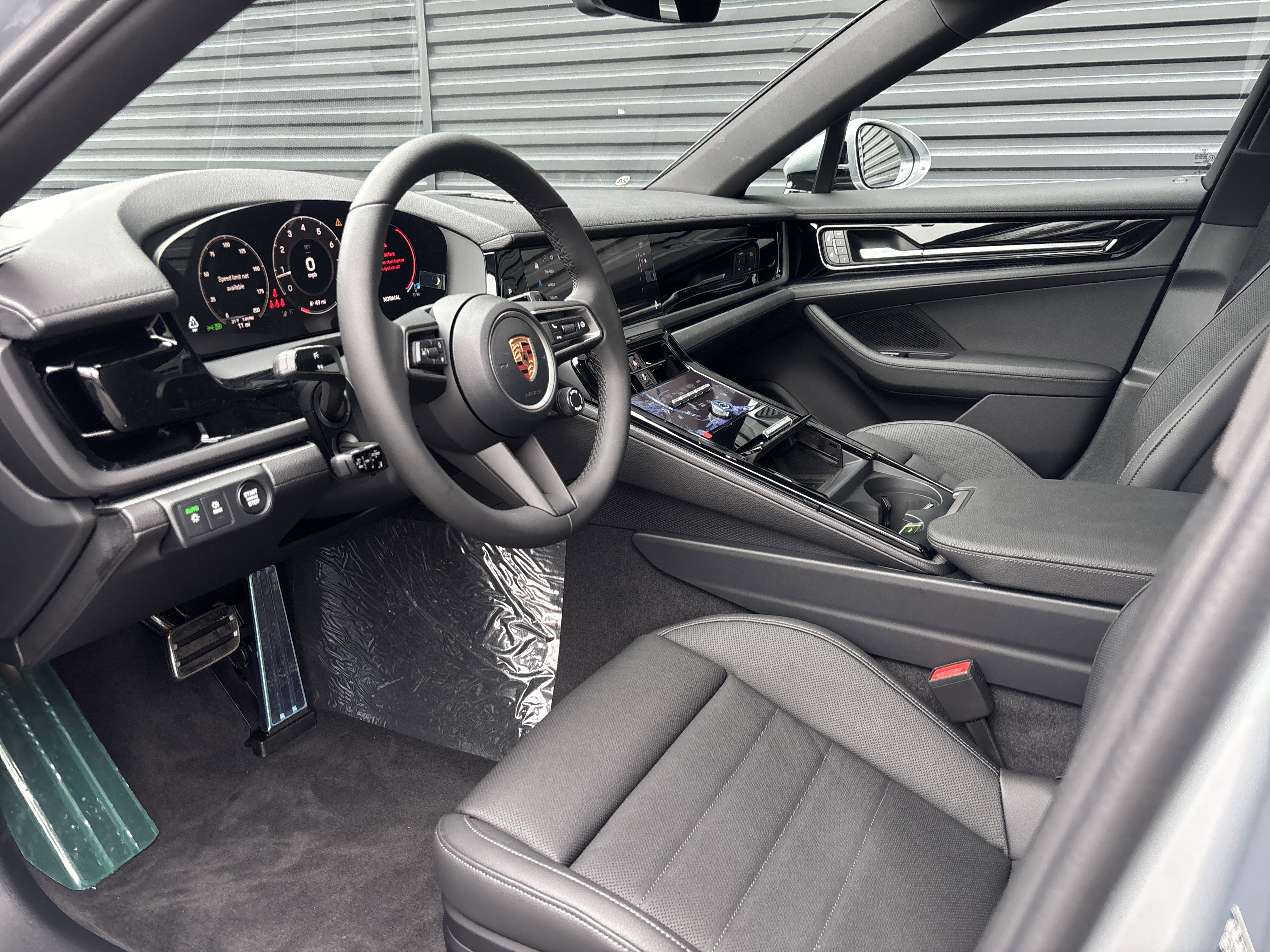 New 2026 Porsche Panamera image 9