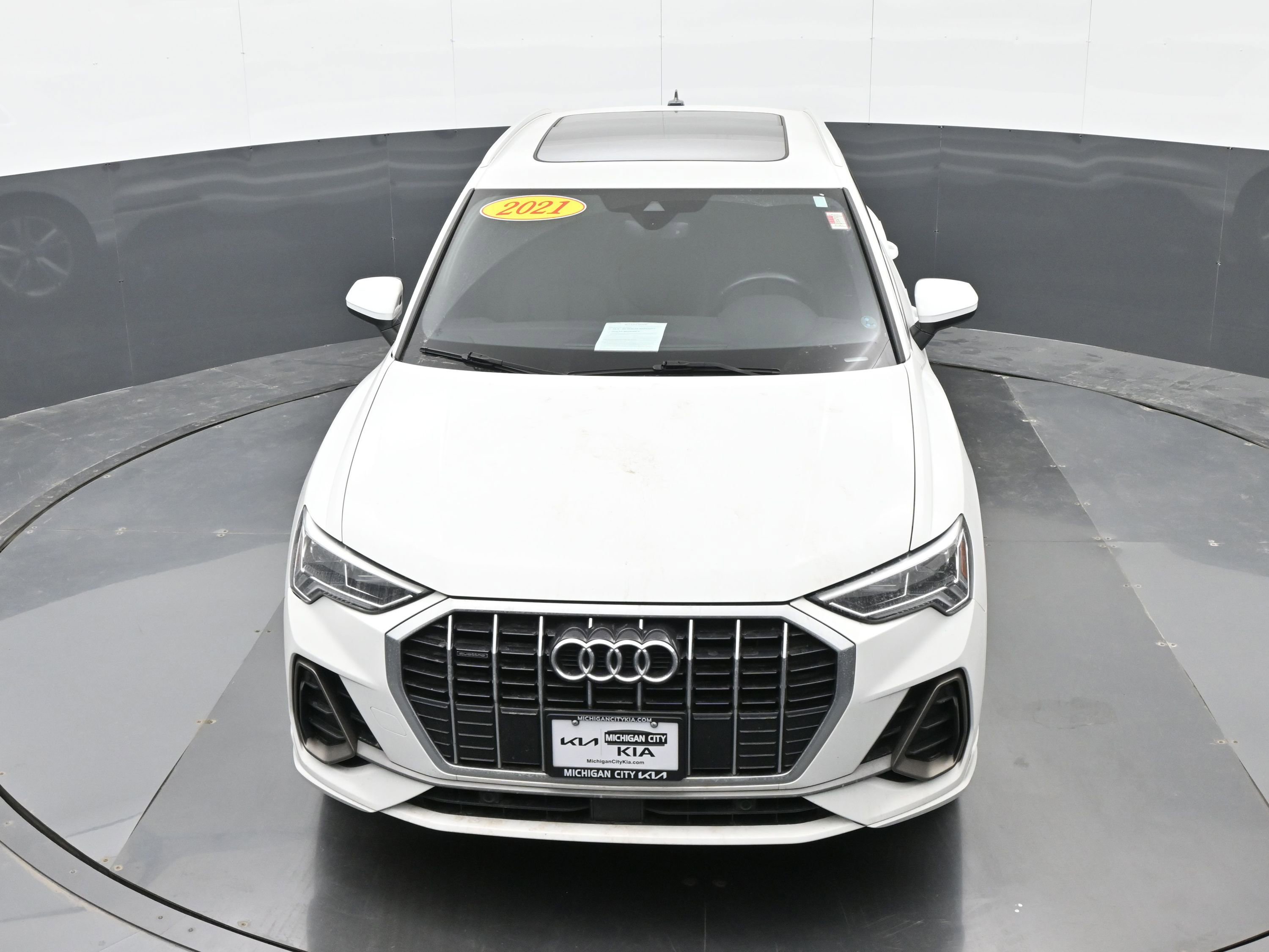 Used 2021 Audi Q3 2.0T Premium Plus w/ Premium Plus Package image 35