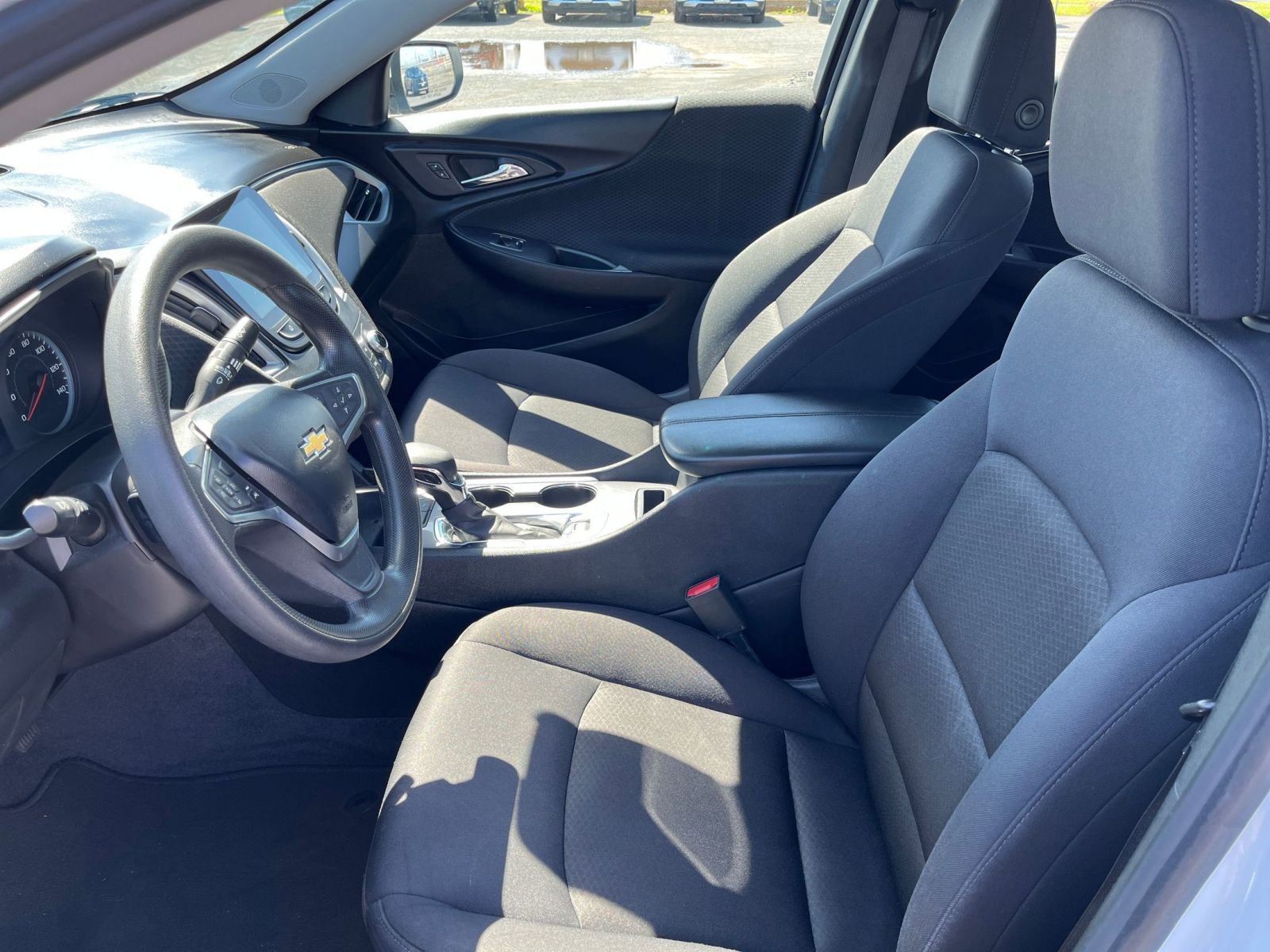 Used 2023 Chevrolet Malibu LT w/ Driver Confidence Package image 27