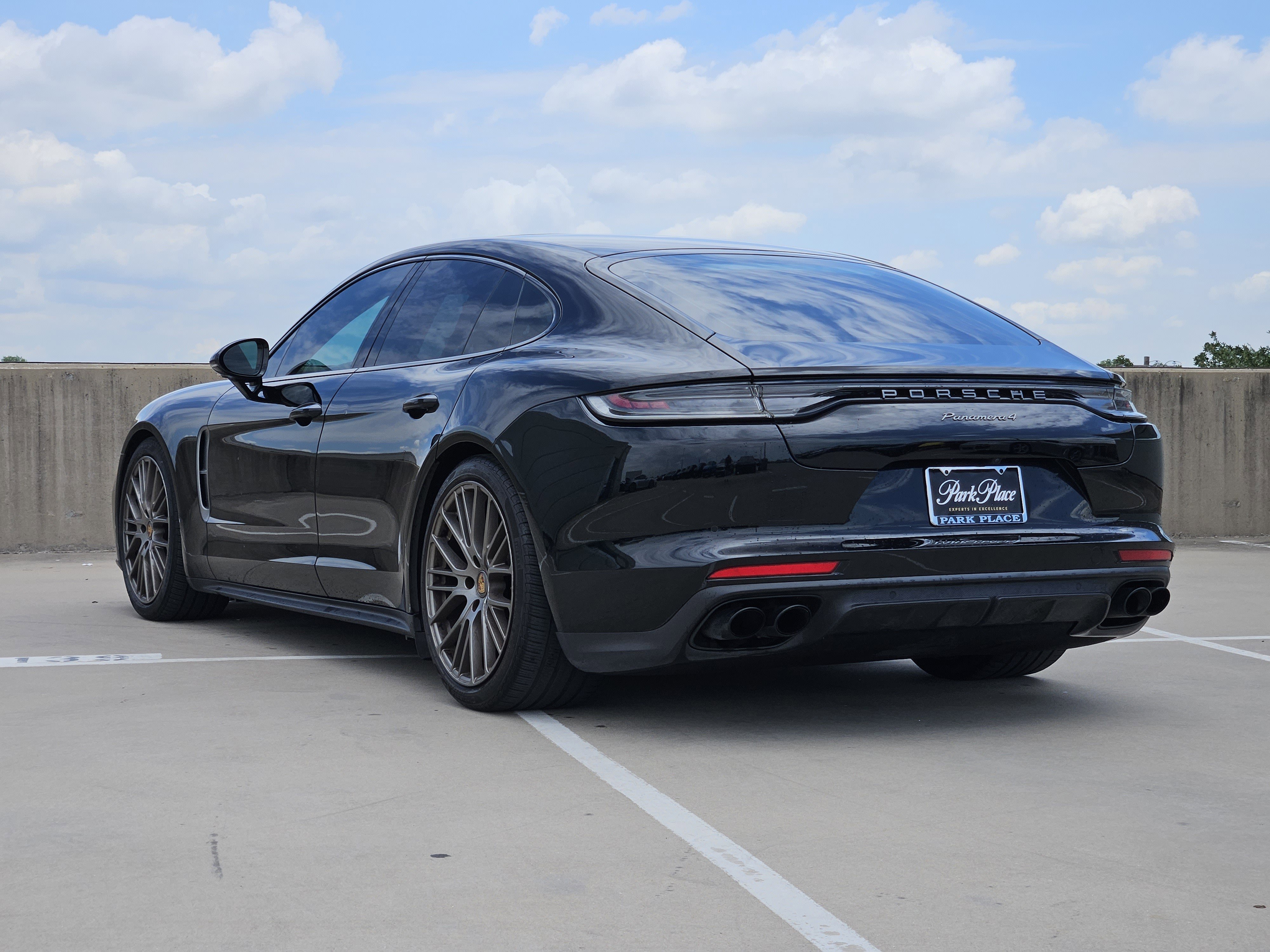 Certified 2023 Porsche Panamera 4 Platinum Edition w/ Assistance Package AWD/4WD image 3