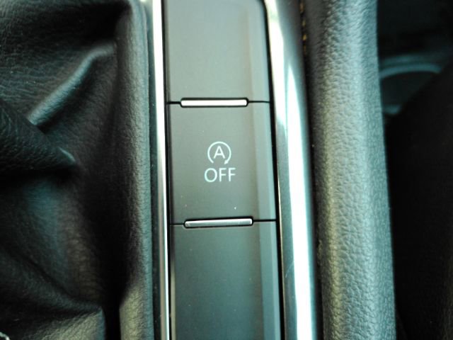 Used 2024 Volkswagen Tiguan SE R-Line AWD/4WD image 48