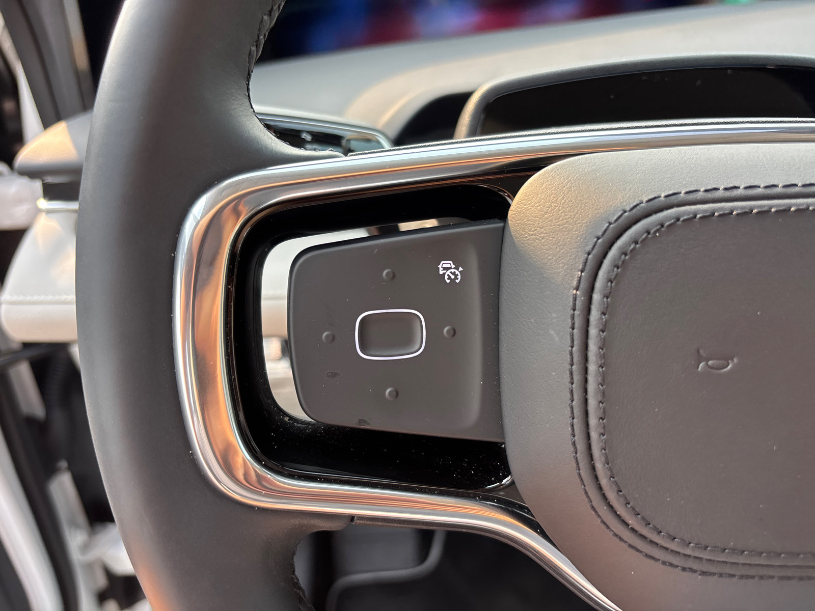 New 2026 Lincoln Nautilus Premier AWD/4WD image 17