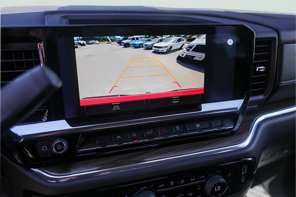 Used 2024 Chevrolet Silverado 1500 LT AWD/4WD image 20